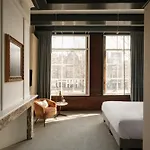 Adam's Canal House 4*
