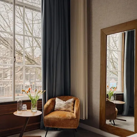 Adam's Canal House 4*