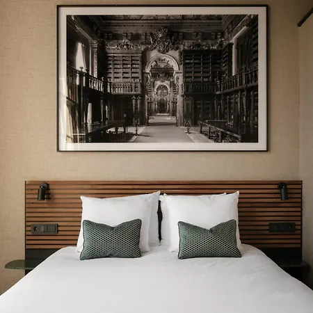 Adam's Canal House Hotel