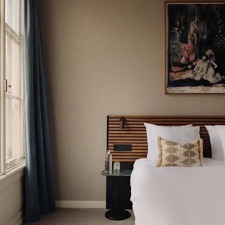 Adam's Canal House Otel 4*