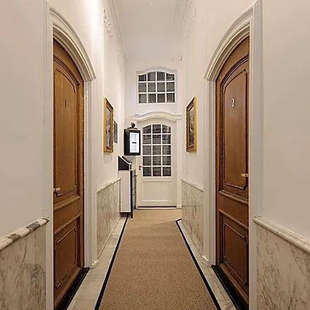 Hotel Adam's Canal House 4*