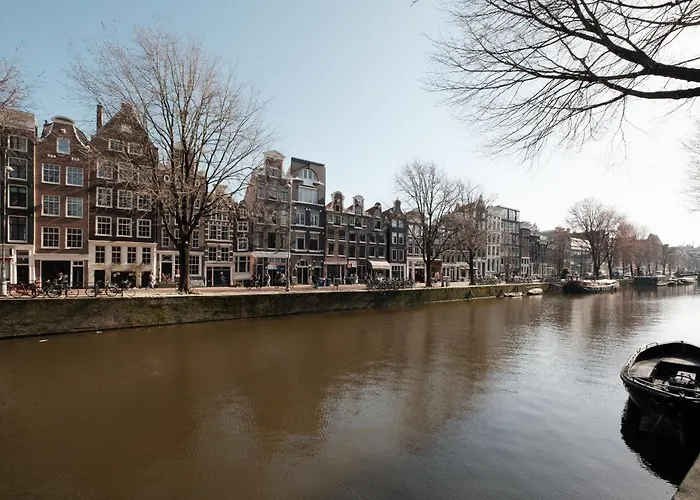 Adam's Canal House Hotel 4*