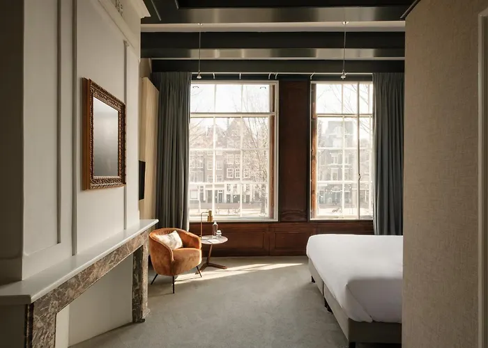 Adam's Canal House 4*