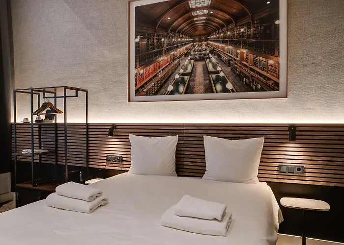 Hotel Adam's Canal House