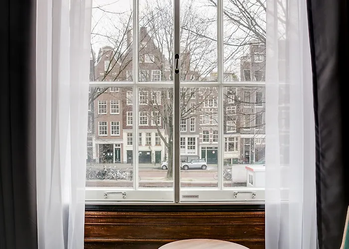 Hotel Adam's Canal House 4*