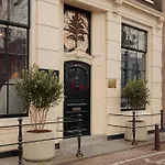 Adam's Canal House Отель