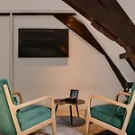 Отель Adam's Canal House Амстердам